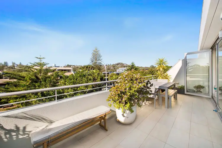 Second view of Homely unit listing, 4/337 Barrenjoey Road, Newport NSW 2106