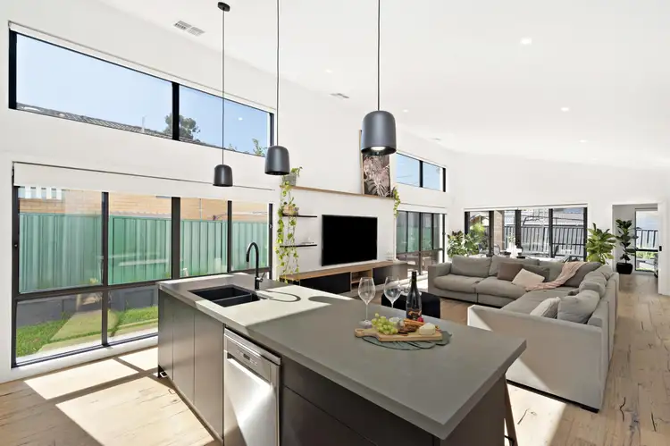Second view of Homely house listing, 2 Headdy Place, Kambah ACT 2902