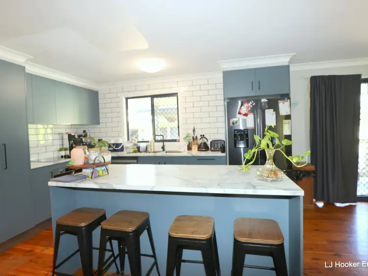 Seventh view of Homely house listing, 8 Vicki Close, Emerald QLD 4720