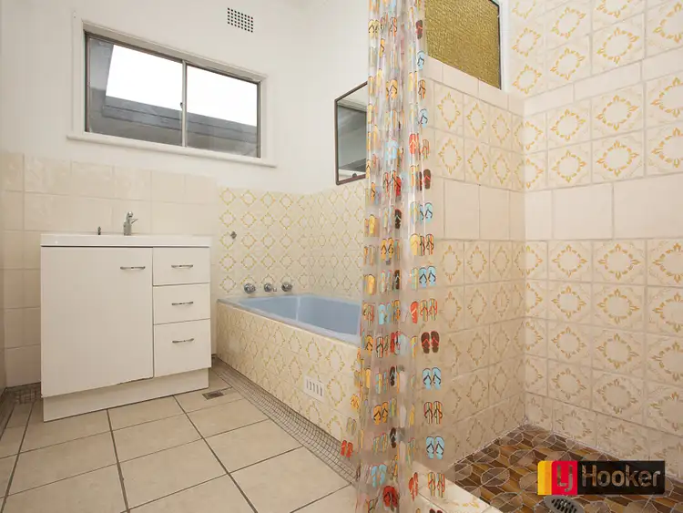 Third view of Homely house listing, 14 Hillvue Road, South Tamworth NSW 2340