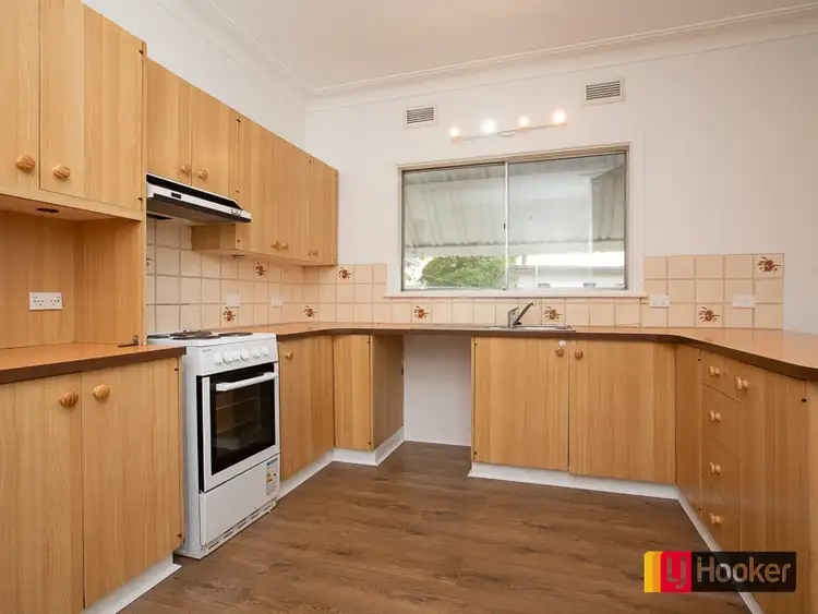 Fourth view of Homely house listing, 14 Hillvue Road, South Tamworth NSW 2340