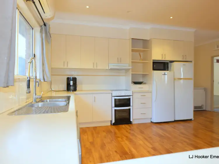 Fifth view of Homely house listing, 28 Cowan Cr, Emerald QLD 4720