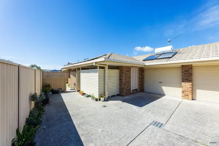 Second view of Homely semi-detached listing, 2/86 Honeymyrtle Drive, Banora Point NSW 2486
