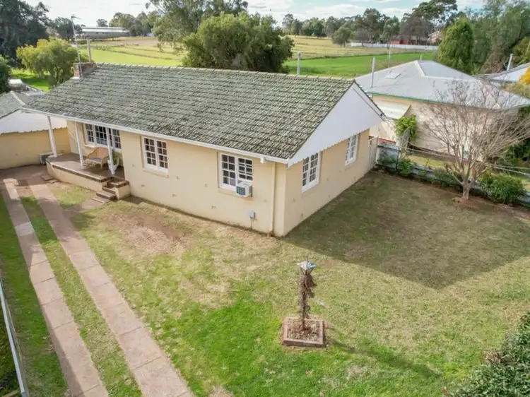Third view of Homely house listing, 4 Fairview Street, Dubbo NSW 2830