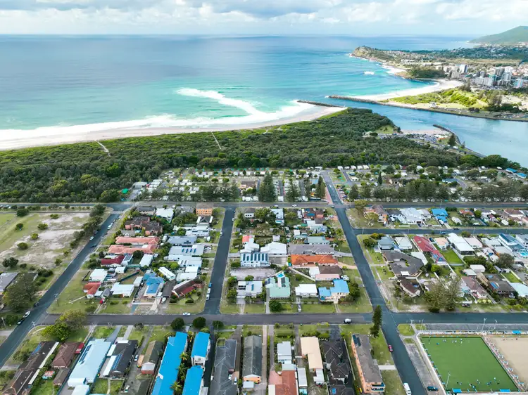 Main view of Homely villa listing, 1/56 Wharf Street, Tuncurry NSW 2428