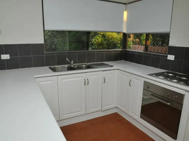 Sixth view of Homely villa listing, 4/94 Wendouree Road, Wilson WA 6107