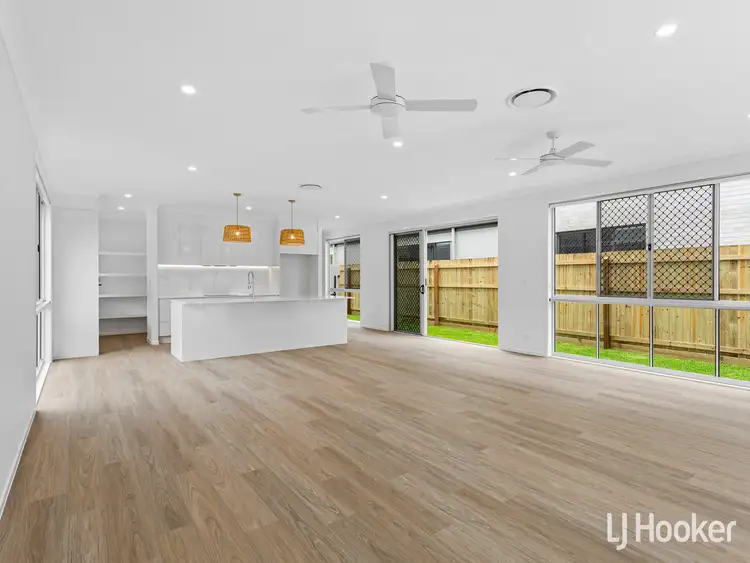 Fifth view of Homely house listing, 400 Beaconsfield Terrace, Brighton QLD 4017