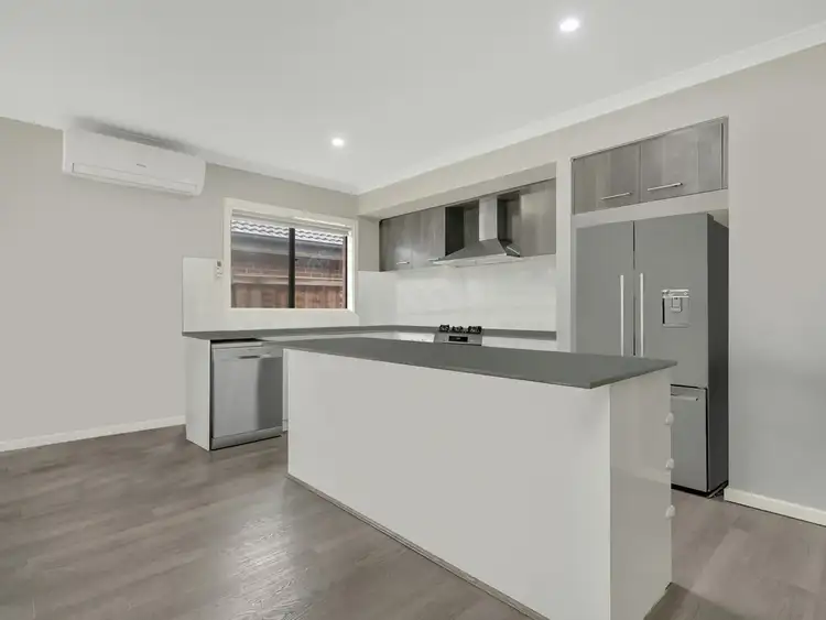 Fifth view of Homely house listing, 58 Lucknow Drive, Beveridge VIC 3753