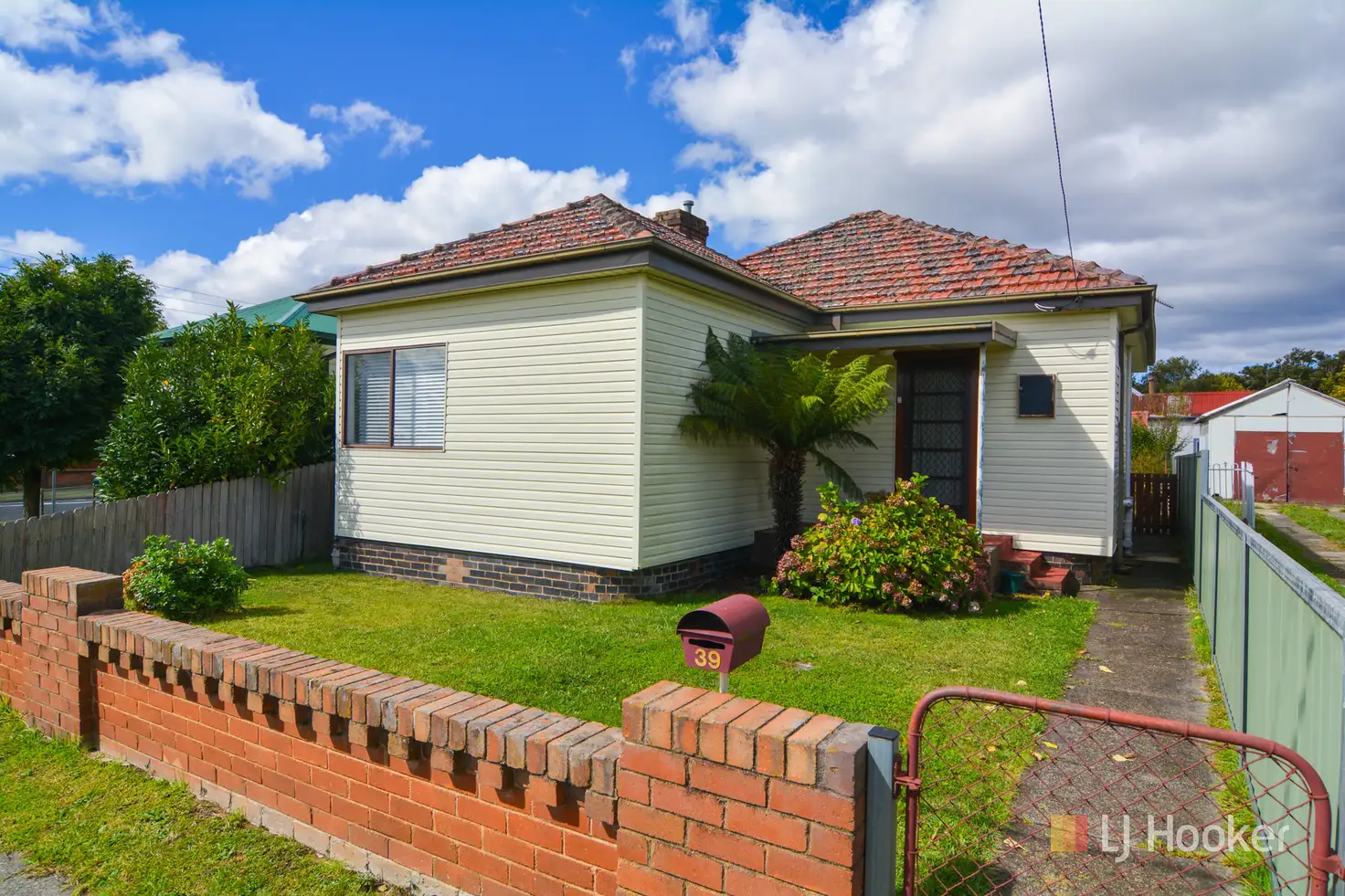 Main view of Homely house listing, 39 Rifle Parade, Lithgow NSW 2790