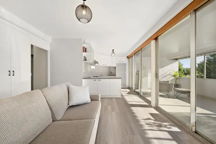 Fourth view of Homely unit listing, 9/6 Heard Street, Mawson ACT 2607