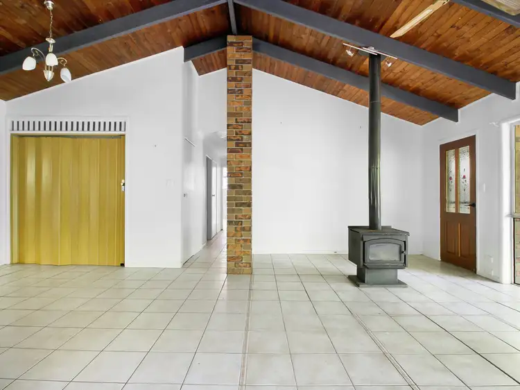 Second view of Homely house listing, 5 Eastbourne Terrace, Macleay Island QLD 4184