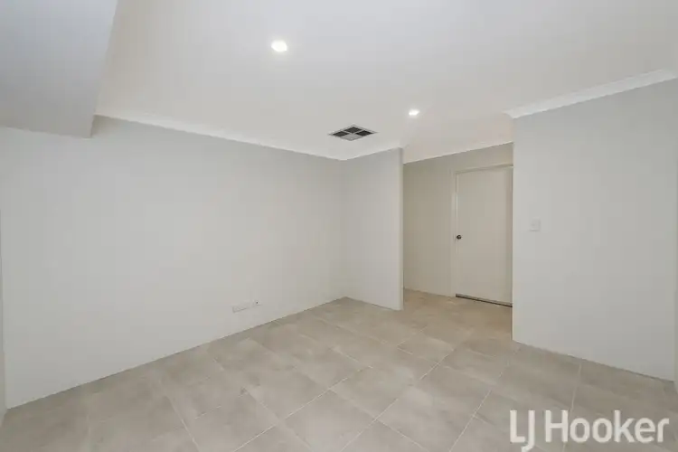 Fifth view of Homely house listing, 35 Gooljak Rise, Lakelands WA 6180