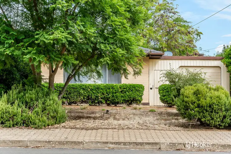 8 Uphall Street, Elizabeth Park SA 5113