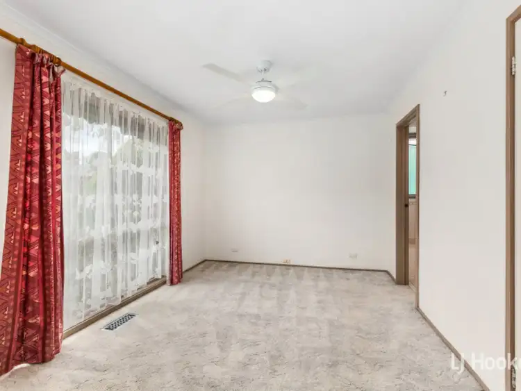 Fifth view of Homely house listing, 14 Donaldson Drive, Broadford VIC 3658