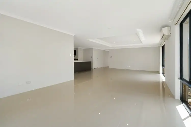 Seventh view of Homely house listing, 4/146 William Street, Beckenham WA 6107