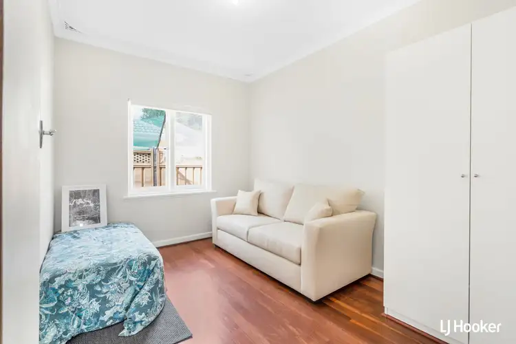 Sixth view of Homely house listing, 2 Chilham Place, Gosnells WA 6110