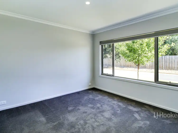 Sixth view of Homely house listing, 3 Bryan Place, East Bairnsdale VIC 3875