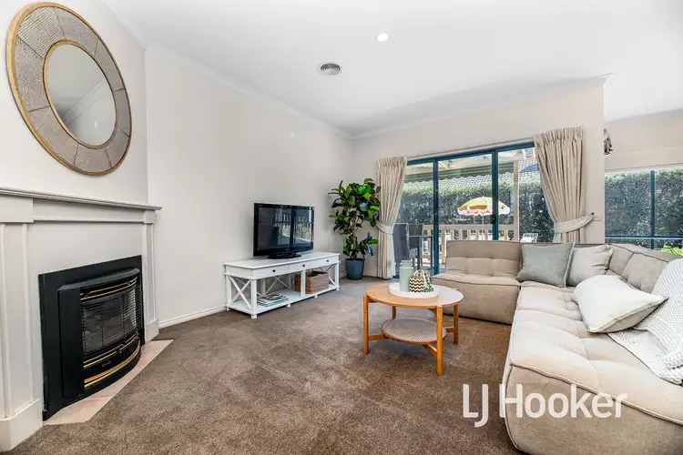 Sixth view of Homely house listing, 32 Sherman Court, Berwick VIC 3806