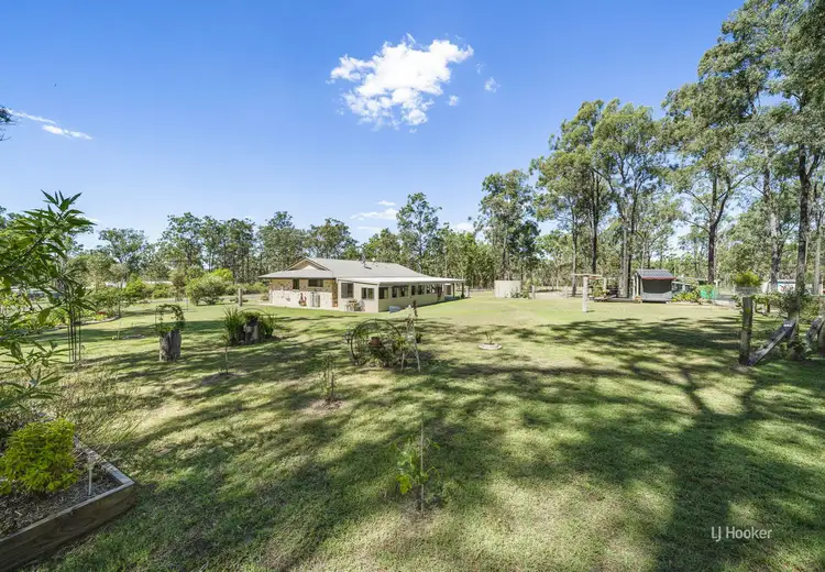 13 Ironbark Place, Nanango QLD 4615