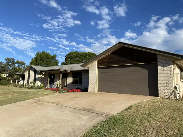 34-36 Lorikeet Circuit, Kingaroy QLD 4610