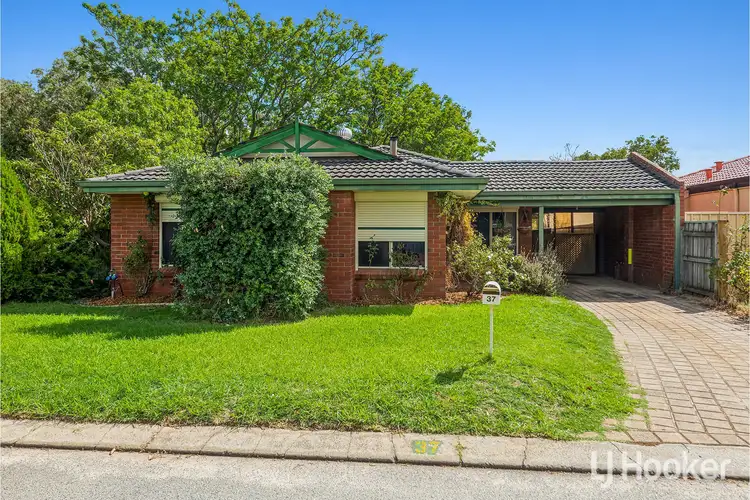 37 River Bank Drive, Gosnells WA 6110