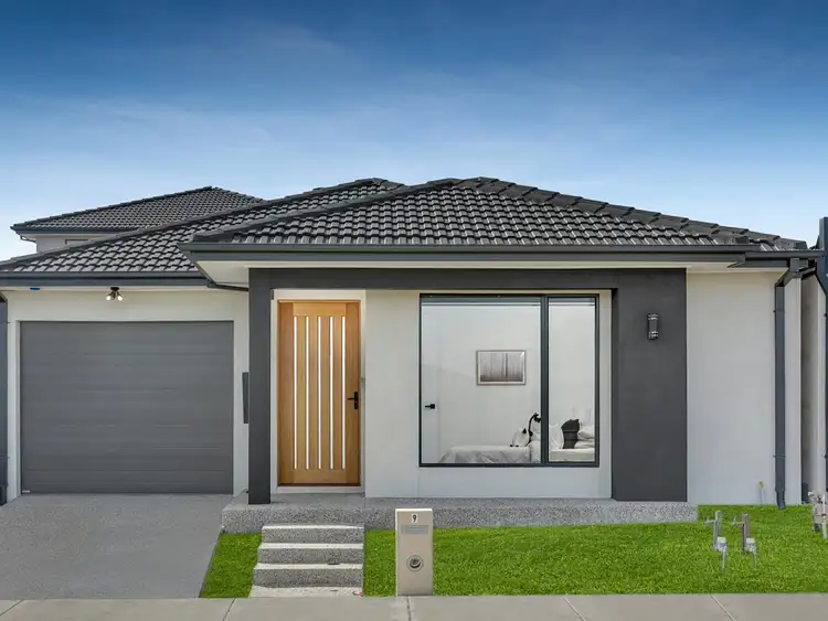 9 Carob Street, Mickleham VIC 3064