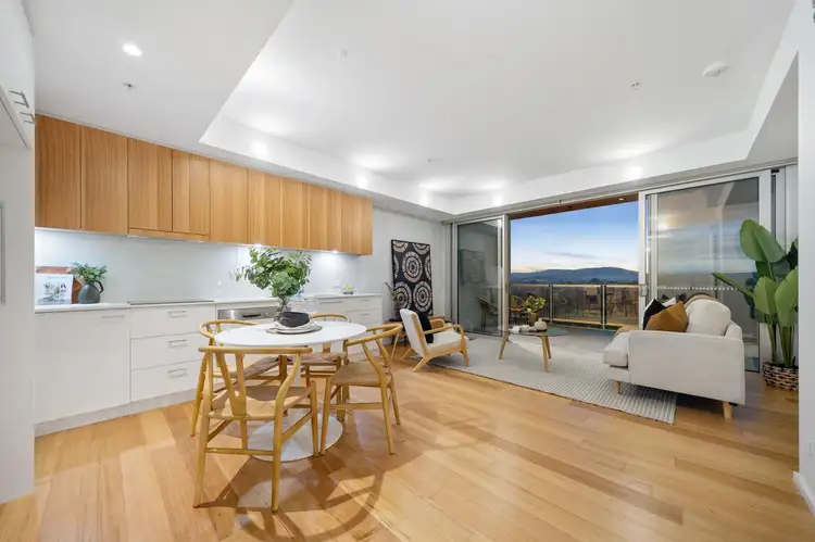 508/102 Swain Street