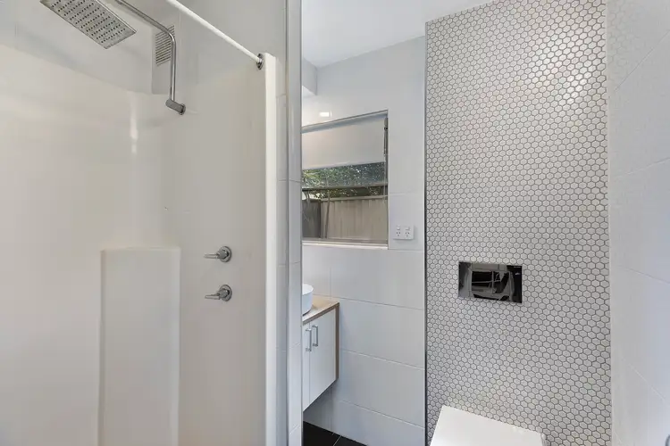 Sixth view of Homely unit listing, 4/40 Havenview Road, Terrigal NSW 2260