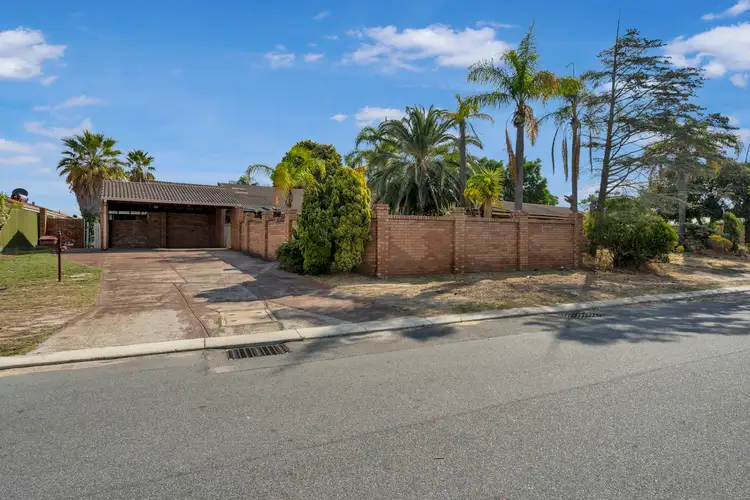 5 Viscount Court, Thornlie WA 6108