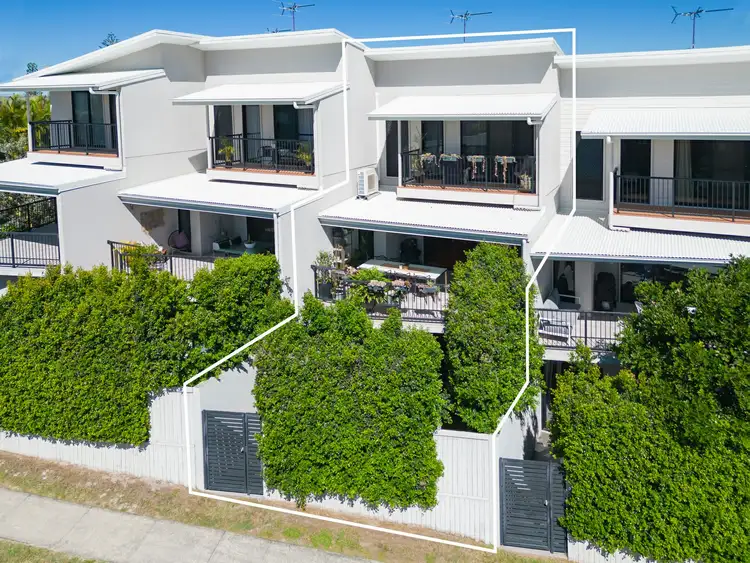 Main view of Homely townhouse listing, 2/37 Kingscliff Street, Kingscliff NSW 2487