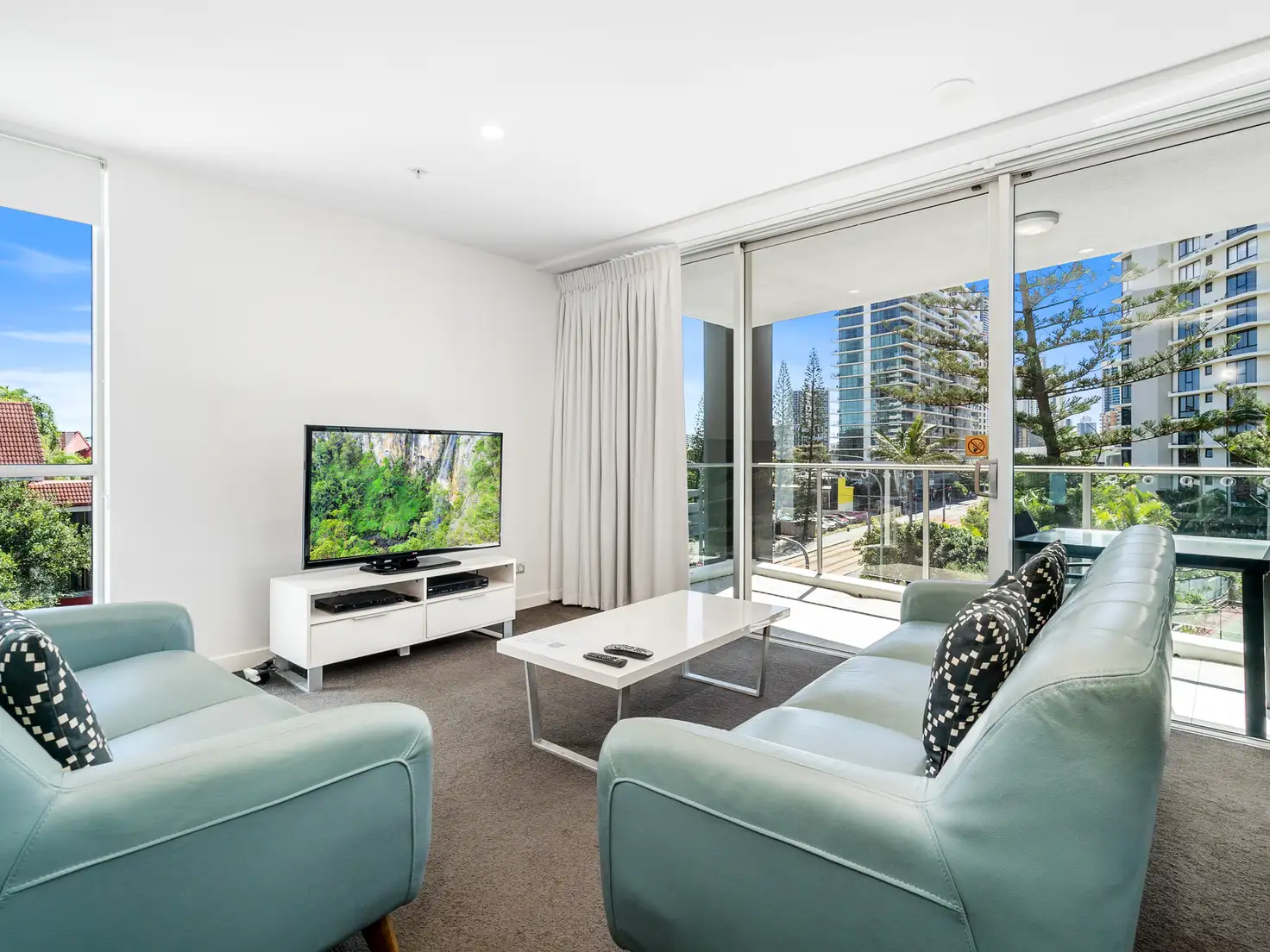 Main view of Homely unit listing, 402/18 Enderley Avenue, Surfers Paradise QLD 4217