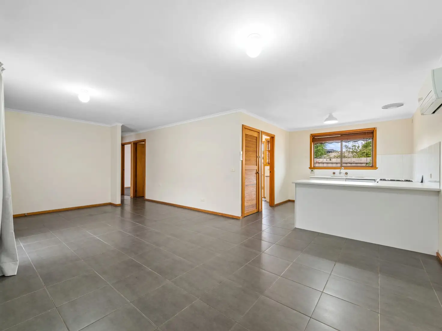 Main view of Homely unit listing, Unit 5/1-7 Jefferson Street, Bairnsdale VIC 3875