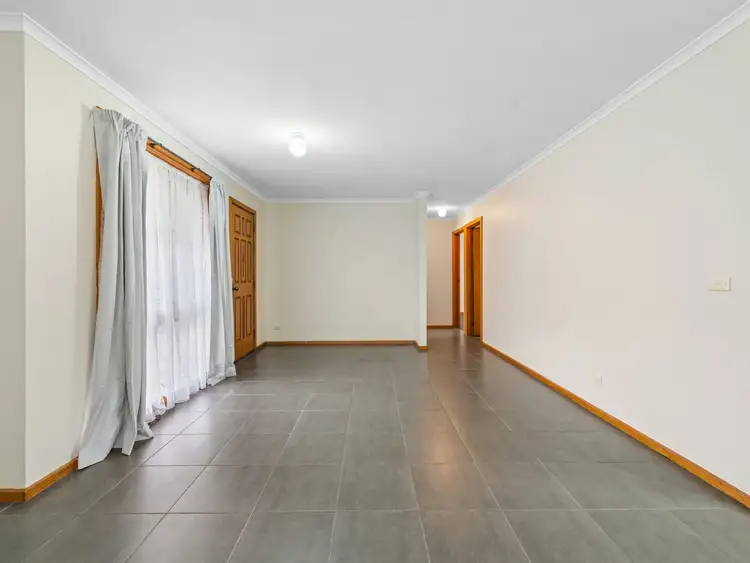 Fifth view of Homely unit listing, Unit 5/1-7 Jefferson Street, Bairnsdale VIC 3875