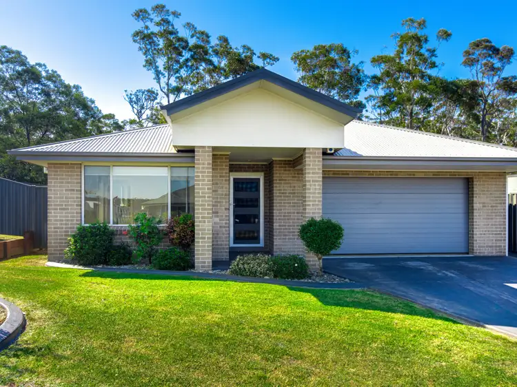 1 Peacehaven Way, Sussex Inlet NSW 2540