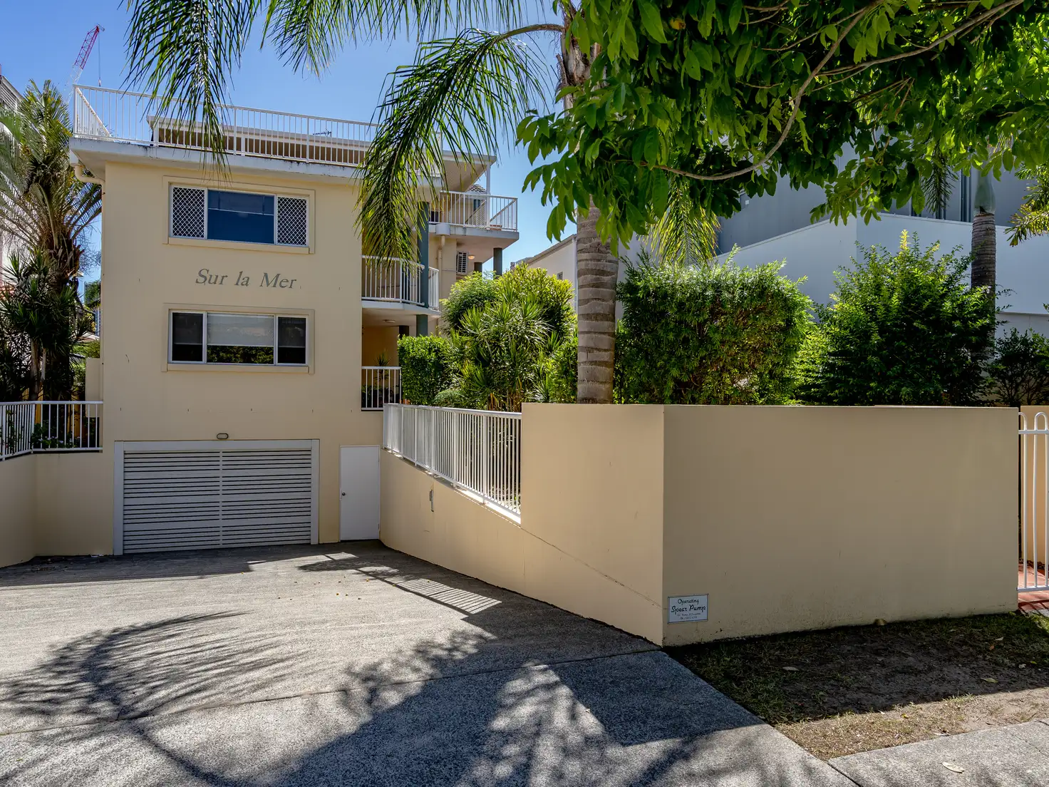 Main view of Homely apartment listing, 2/35 Sunbrite Avenue, Mermaid Beach QLD 4218