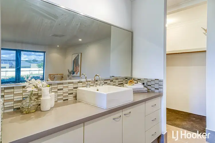 Sixth view of Homely house listing, 6 Radiata Promenade, Aubin Grove WA 6164