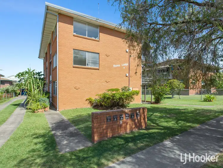 Third view of Homely unit listing, 2/9 Meredith Street, Redcliffe QLD 4020