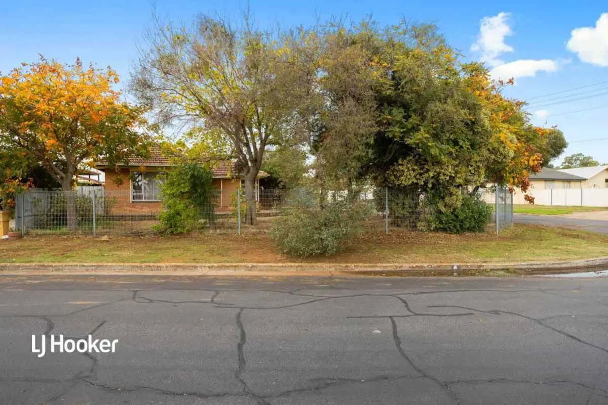 Main view of Homely house listing, 6 Lincoln Crescent, Pooraka SA 5095