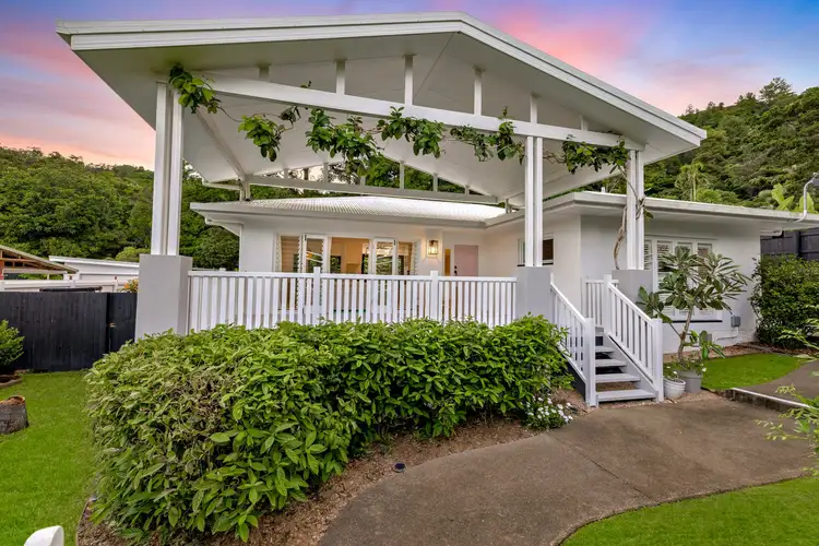 29 Fogarty Street, Whitfield QLD 4870