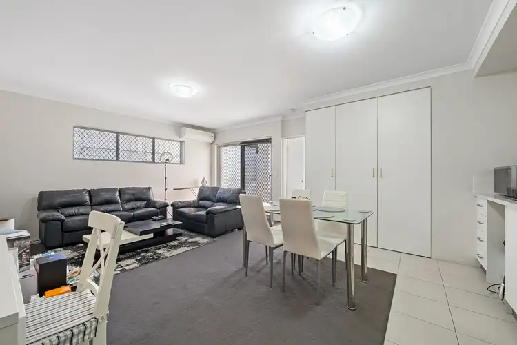 Sixth view of Homely unit listing, 3/15 Debenham Street, Thornlie WA 6108