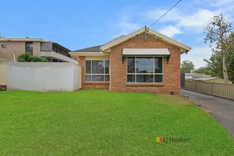 Third view of Homely semi-detached listing, 111a Natuna Avenue, Budgewoi NSW 2262