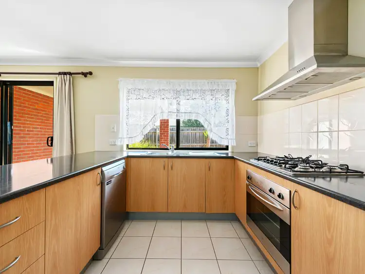 Fifth view of Homely unit listing, Unit 1/9 Selwyn Court, Eastwood VIC 3875