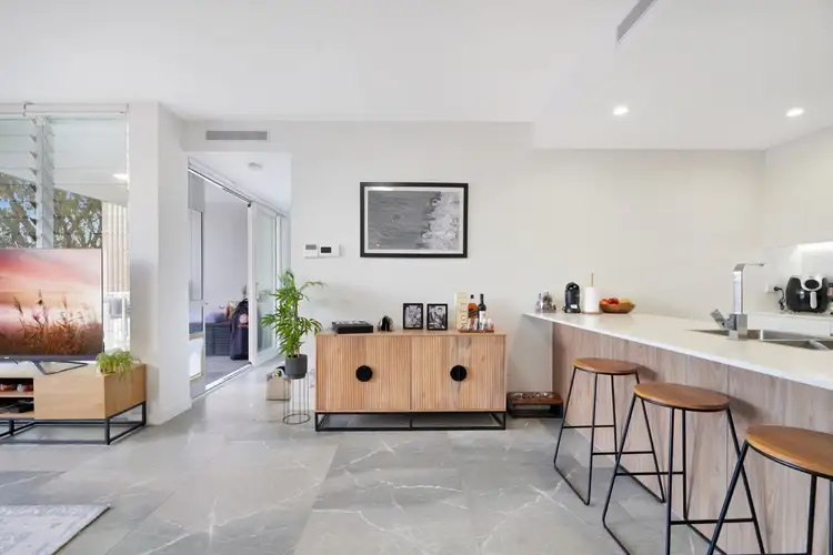 205/8 Meron Street, Southport QLD 4215