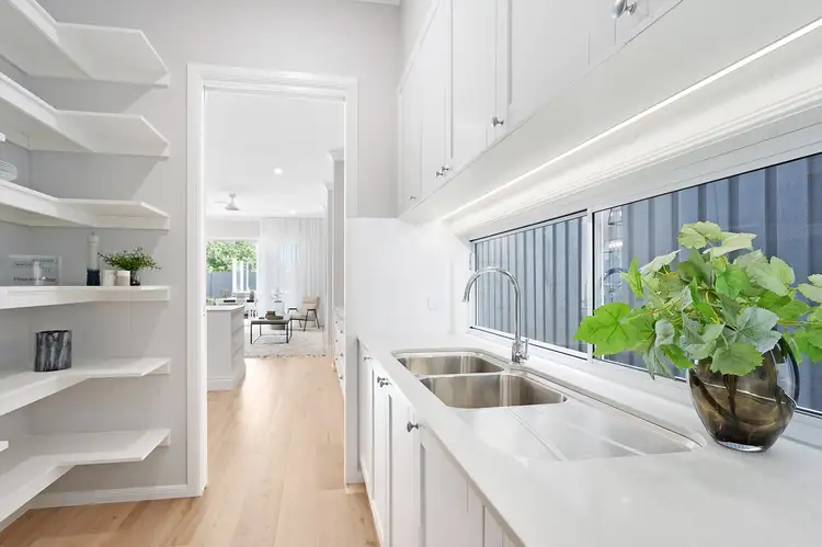 Fifth view of Homely house listing, 10 Arrol Street, Camp Hill QLD 4152