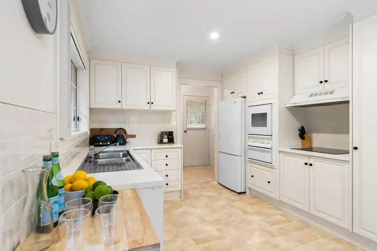 Sixth view of Homely unit listing, 4/1 Newth Place, Surf Beach NSW 2536