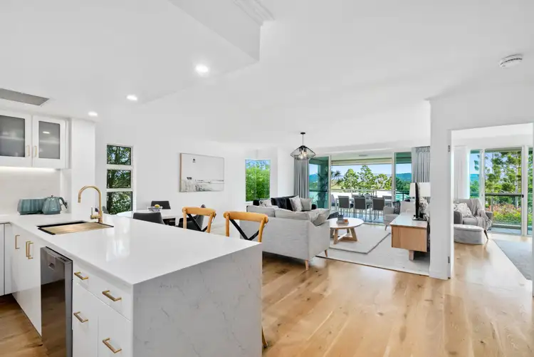 4156 Archer Hill Drive, Benowa QLD 4217