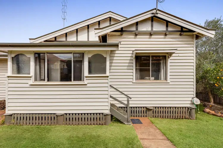 26 Isaac Street, North Toowoomba QLD 4350