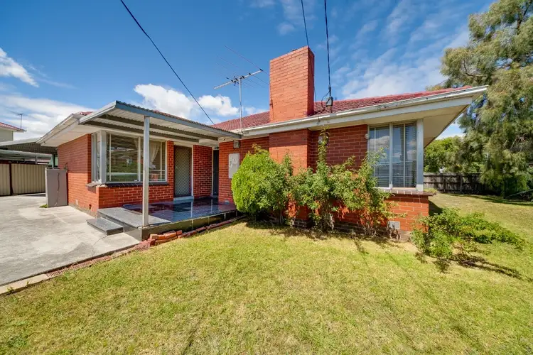 Second view of Homely house listing, 1 KINGSCLERE AVENUE, Keysborough VIC 3173