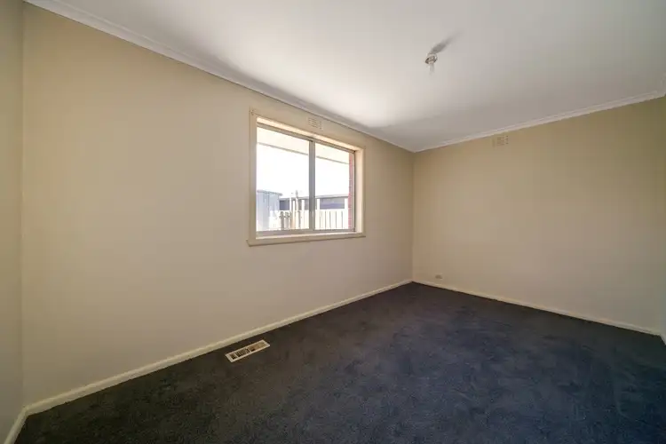 Seventh view of Homely house listing, 1 KINGSCLERE AVENUE, Keysborough VIC 3173