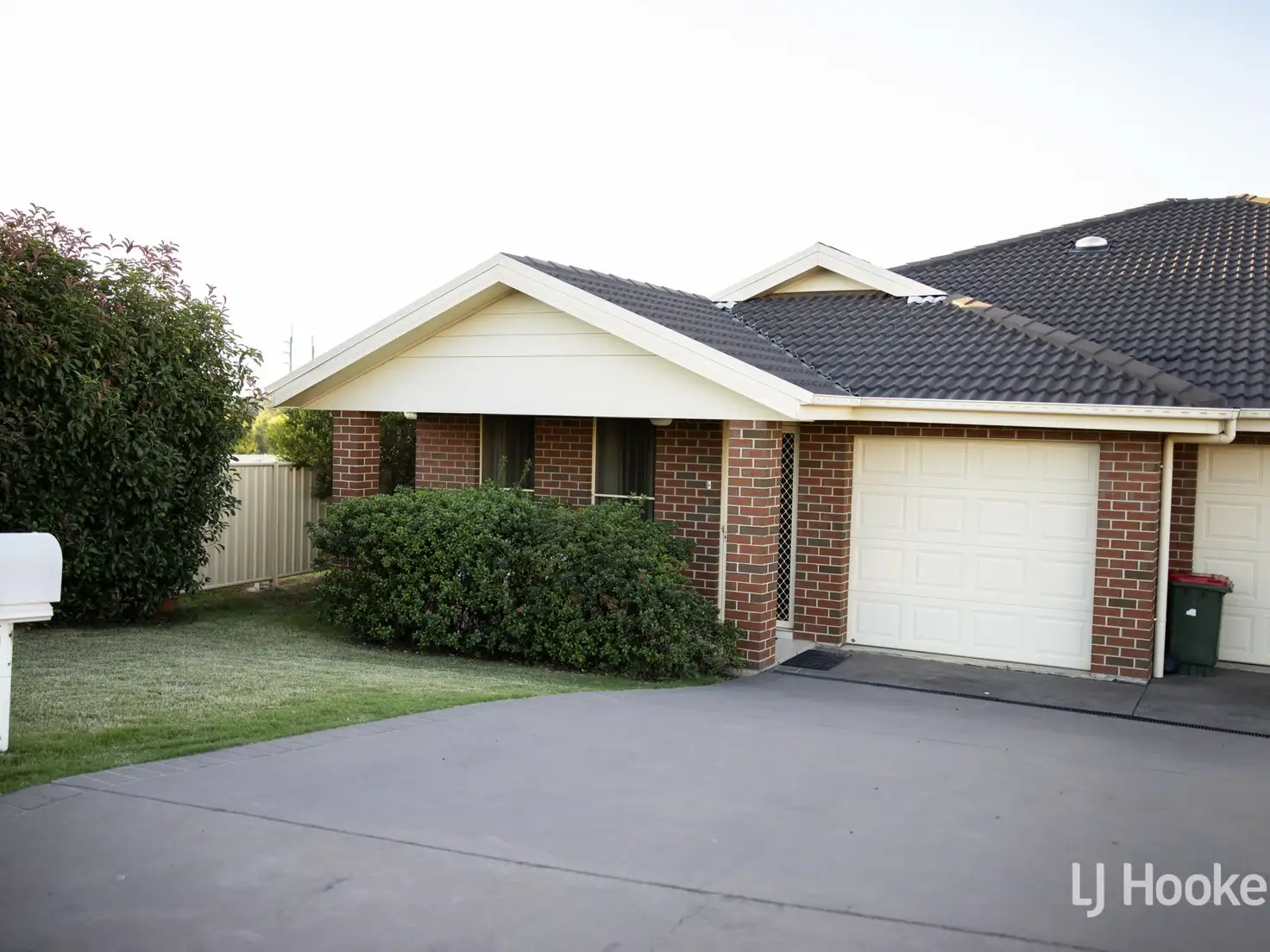 Main view of Homely semi-detached listing, 8a Waratah Close, Gunnedah NSW 2380